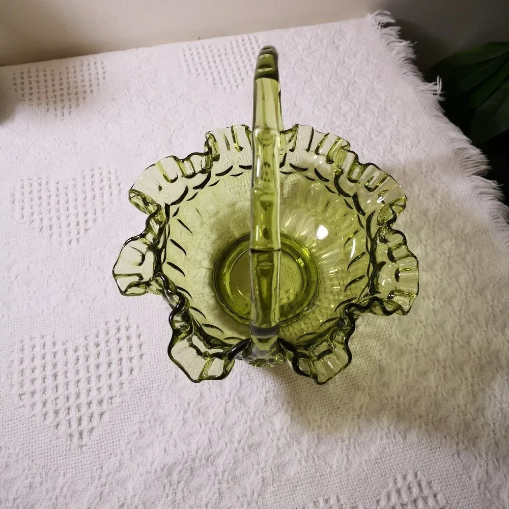 Vintage Thumbprint‎ Green Glass Basket With Ruffled Edges And A Crimped Handle
